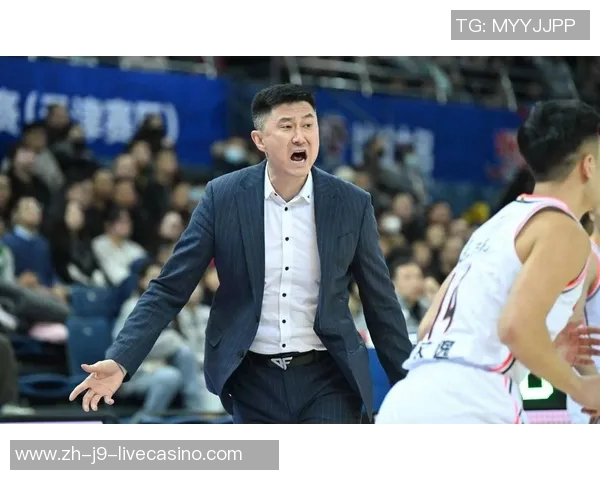 莫兰德官宣新工作不在广东联手名将杜锋送上祝福展新篇